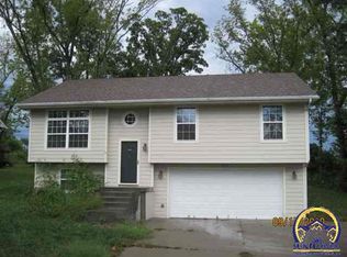 221 Washington St, Auburn, KS 66402