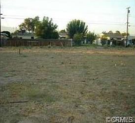 3rd image of 9975 Live Oak Ave