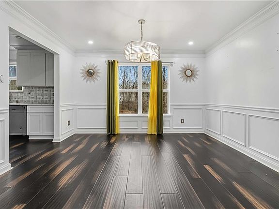 4th image of 309 Rambling Ct