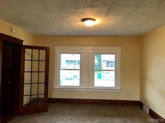2nd image of 1339 La Salle Ave
