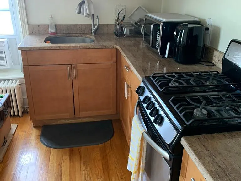 8022 Pine Rd #3 — Photo 11