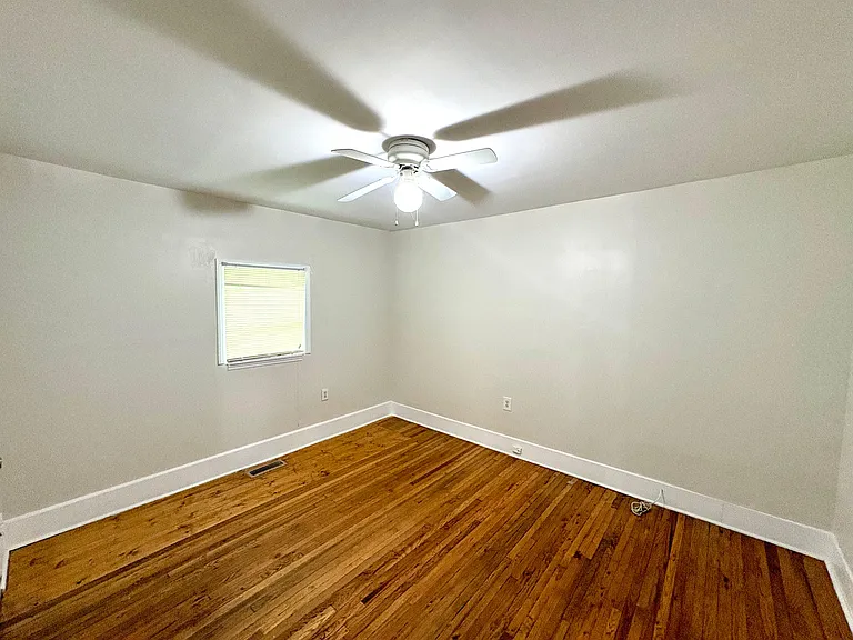 1346 Westmont Rd SW — Photo 12