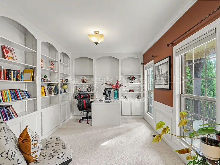 10644 Euclid Ave NW — Photo 8