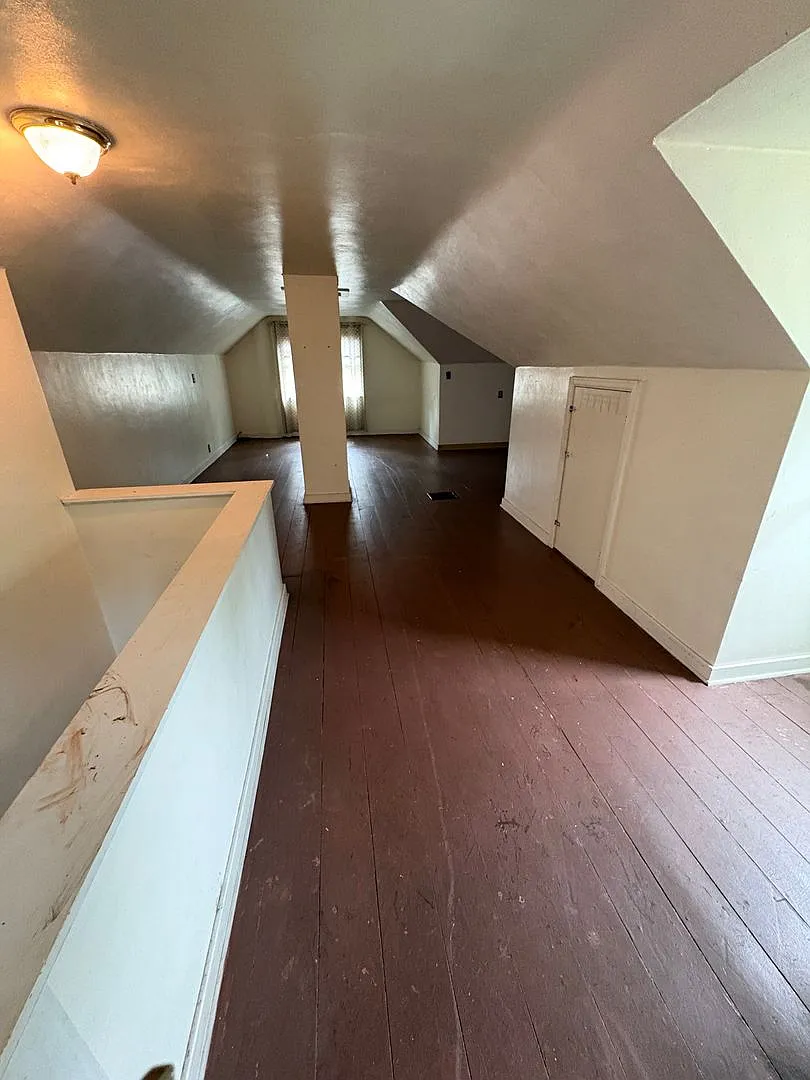 Building Photo - 440 Cutler St