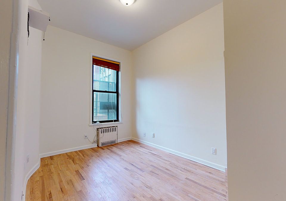 1st image of 356 Henry St APT 1