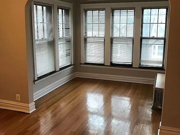 2nd image of 1223 W North Shore Ave APT 2