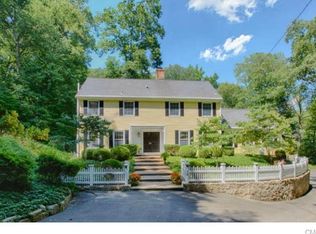 34 Lakeside Dr, Weston, CT 06883