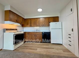 2501 N St APT 403, Lincoln, NE 68510