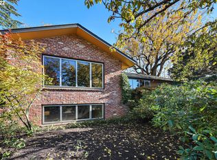 3726 SW 48th Pl, Portland, OR 97221