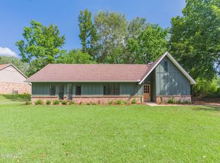 110 Casa Grande Dr, Clinton, MS 39056