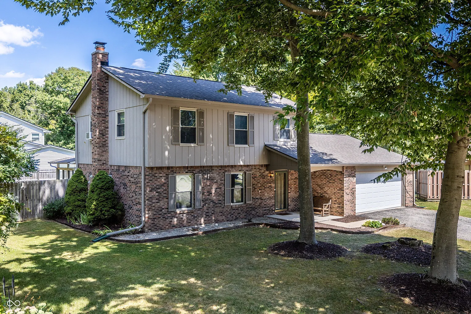 4418 Deerview Ct photo 1