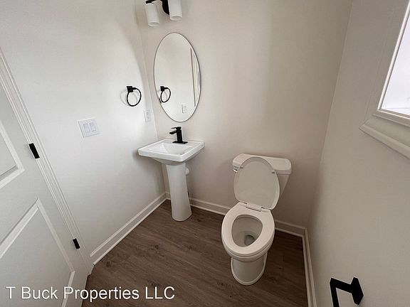 5th image of 2532 Dawes Pl #2550