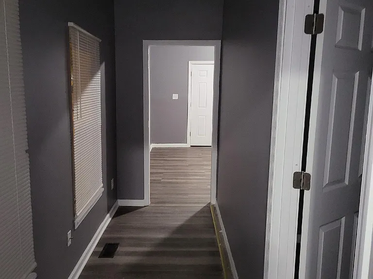 806 Xenia Ave — Photo 5