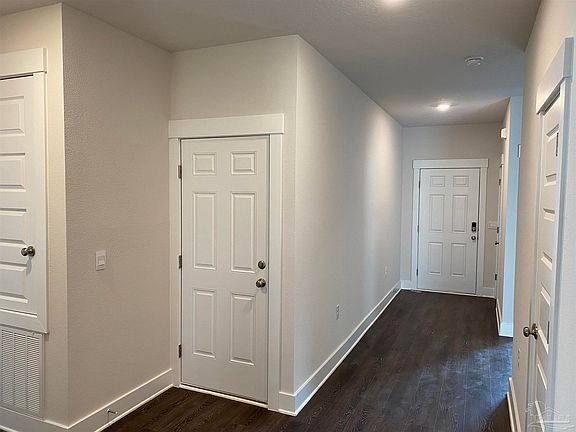2nd image of 4066 Blaney Ln