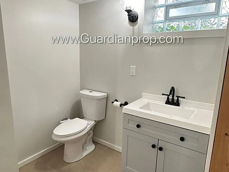 3956 45th Ave S — Photo 24