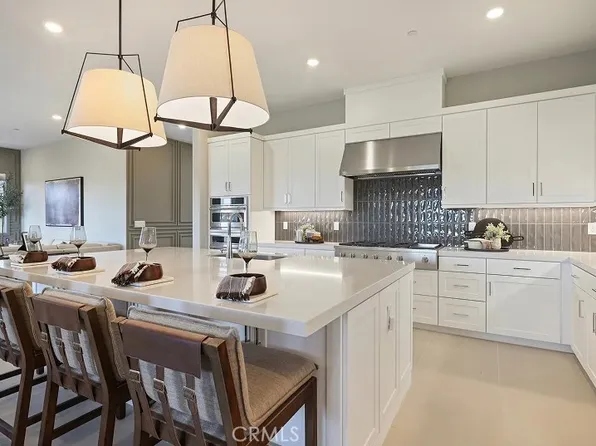 29786 Camino La Cumbre, Santa Clarita, CA 91354