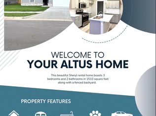 1008 Avalon Dr, Altus, OK 73521