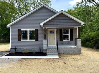 310 Spring St, Wartrace, TN 37183
