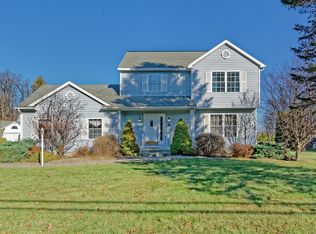 118 Charlton Rd, Ballston Lake, NY 12019