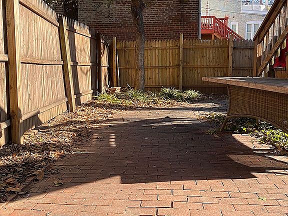 Huge space, new fence