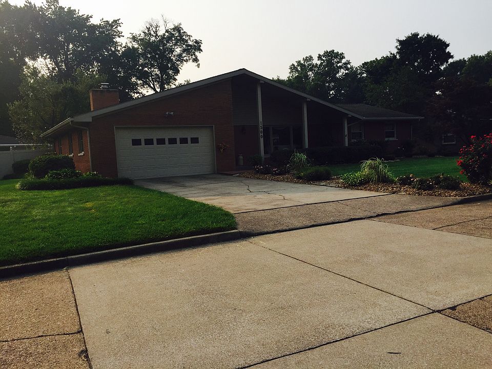 1st image of 1500 Plaza Dr