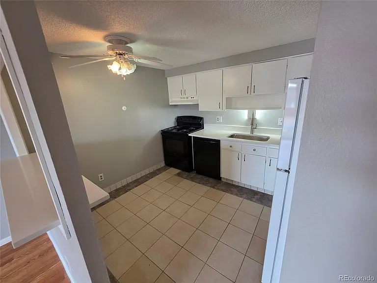 1306 S Parker Rd #277 — Photo 16