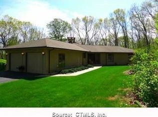 59 Round Hill Rd, Coventry, CT 06238