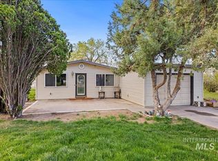 1267 NW Beaman St, Mountain Home, ID 83647