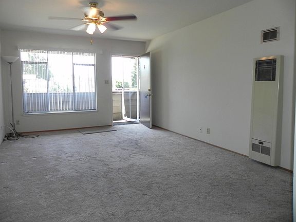 4th image of 2323 Moorpark Ave #4