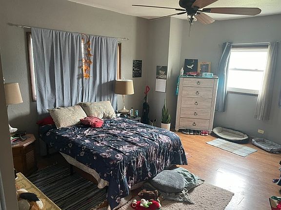 5th image of 811 E Lakeshore Dr