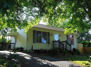 2705 Hollins Rd NE, Roanoke, VA 24012