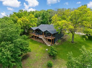 1031 E 1200th Rd, Lawrence, KS 66047
