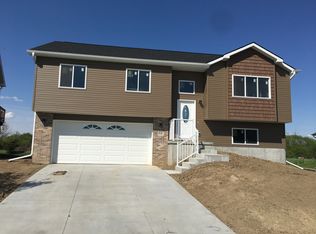 710 Pier 2, Lincoln, NE 68528