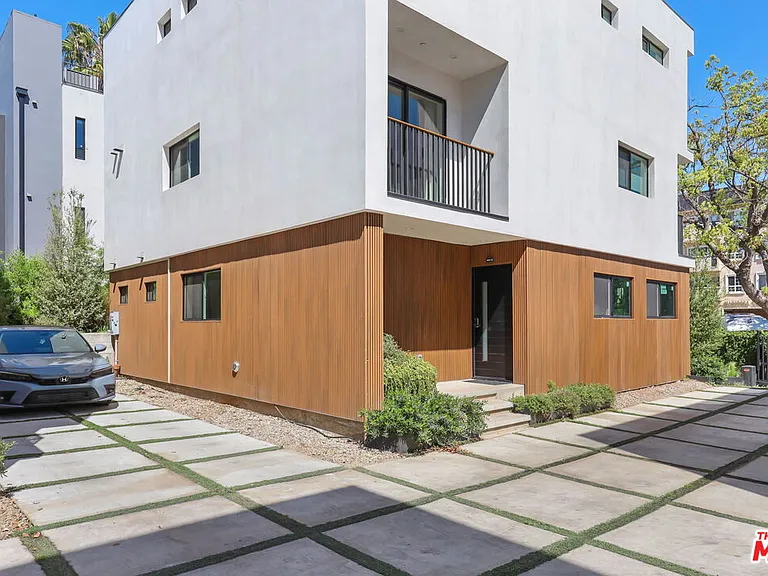 921 N Mariposa Ave — Photo 10