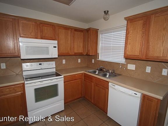 5th image of 4412 Causeway Ct
