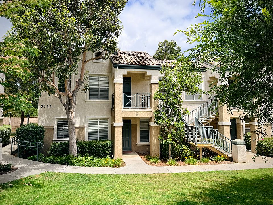 Beautifully remodeled with direct access to tranquil greenbelt