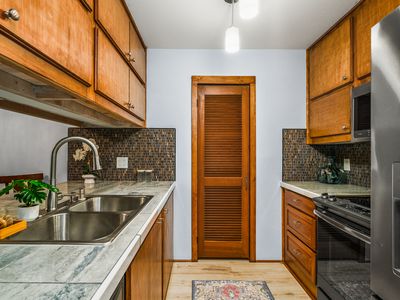 2080 Manawalea St APT 612, Lihue, HI, 96766