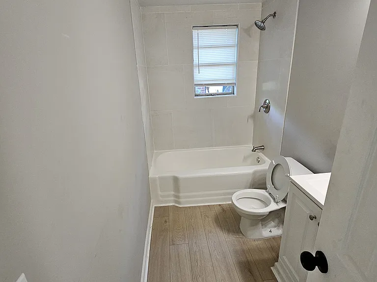 715 Woodard Ave — Photo 7