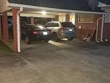 2nd image of 302 S Myrtle Ave
