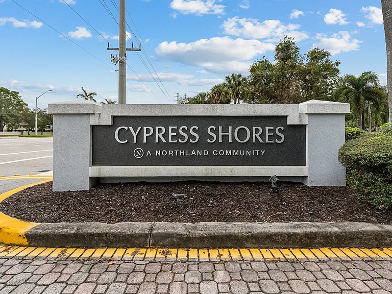 Cypress Shores — Photo 30