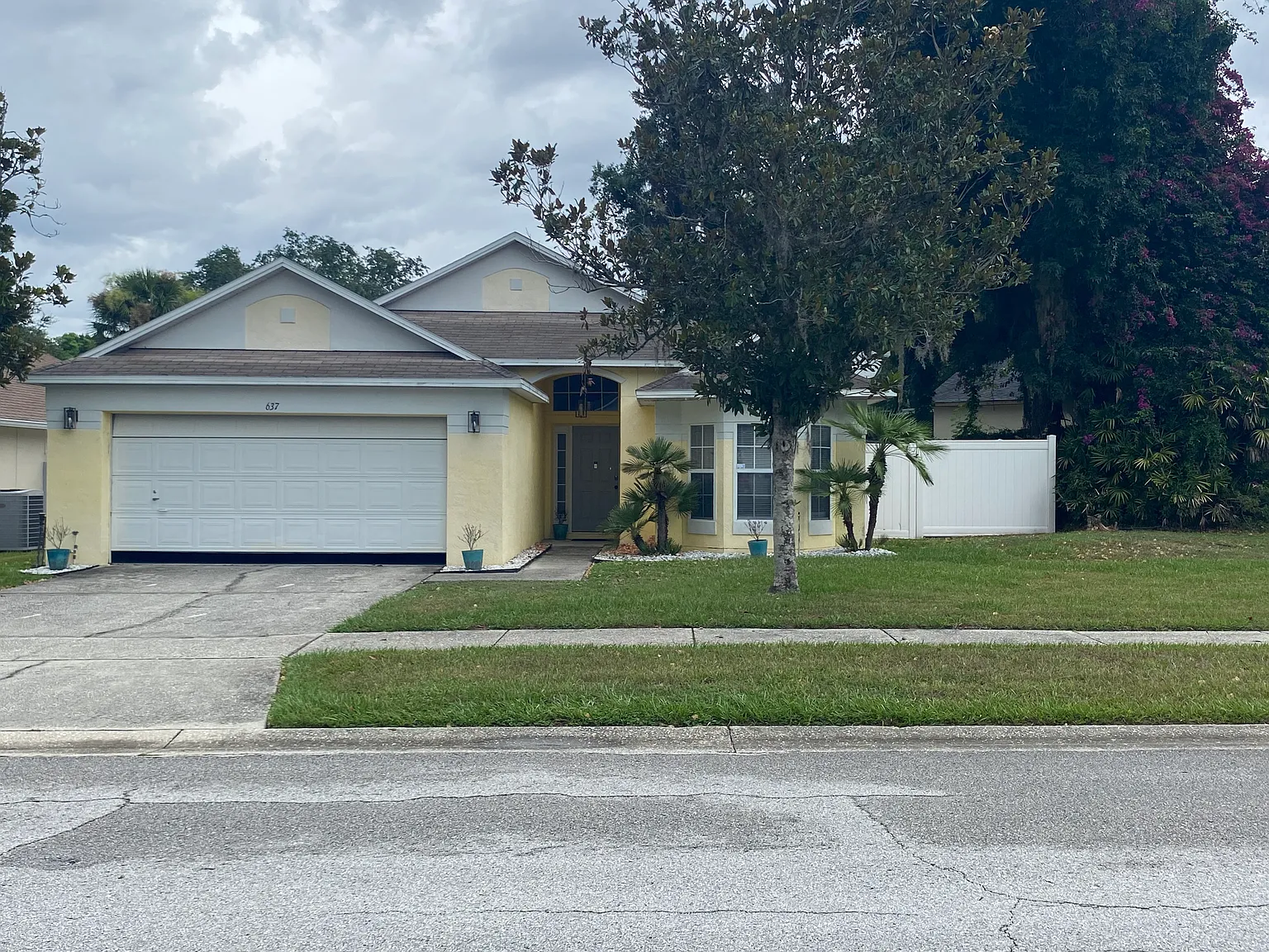 637 Whitetail Loop — Photo 2