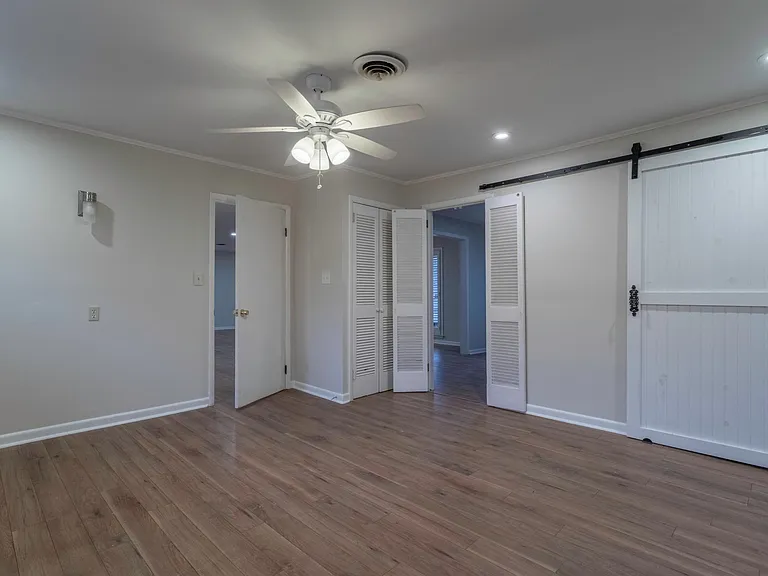 1453 Wedgewood Dr — Photo 10