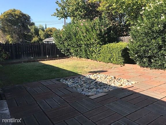 4C708A4A-F94C-4442-9DE9-1A8E1F7FA0EF