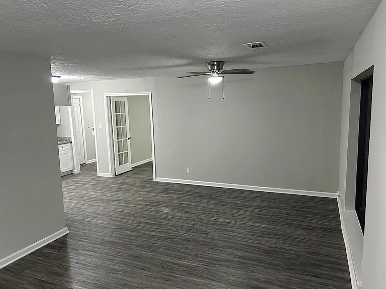 207 Sunset Heights Ave — Photo 4
