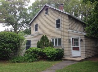 37 Sunset Rd, Wayland, MA 01778