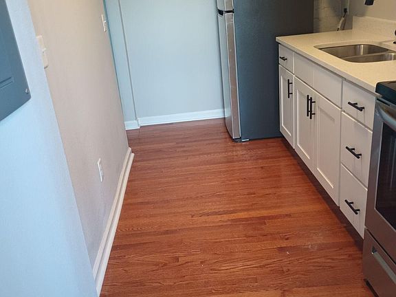 5th image of 535 Chestnut Ave