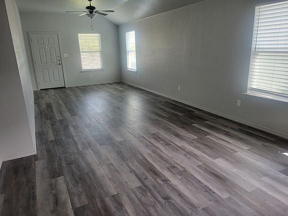 2nd image of 7519 Guffey Ln #A