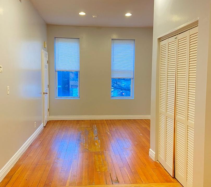 2nd image of 1523 W 18th St #2F