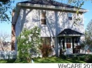607 S Ohio St, Wapakoneta, OH 45895