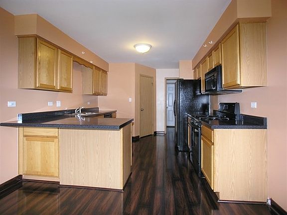 5th image of 19908 Park Ave
